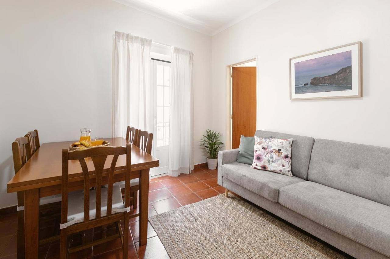 Nazare Corner House Apartamento Exterior foto